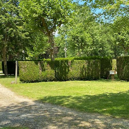 Complexe Les 4 Saisons Hotel Oust Luaran gambar
