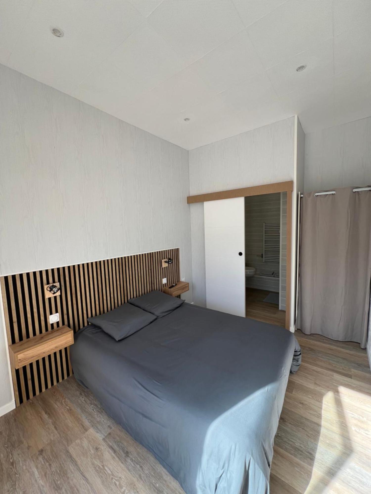 Complexe Les 4 Saisons Hotel Oust Bilik gambar
