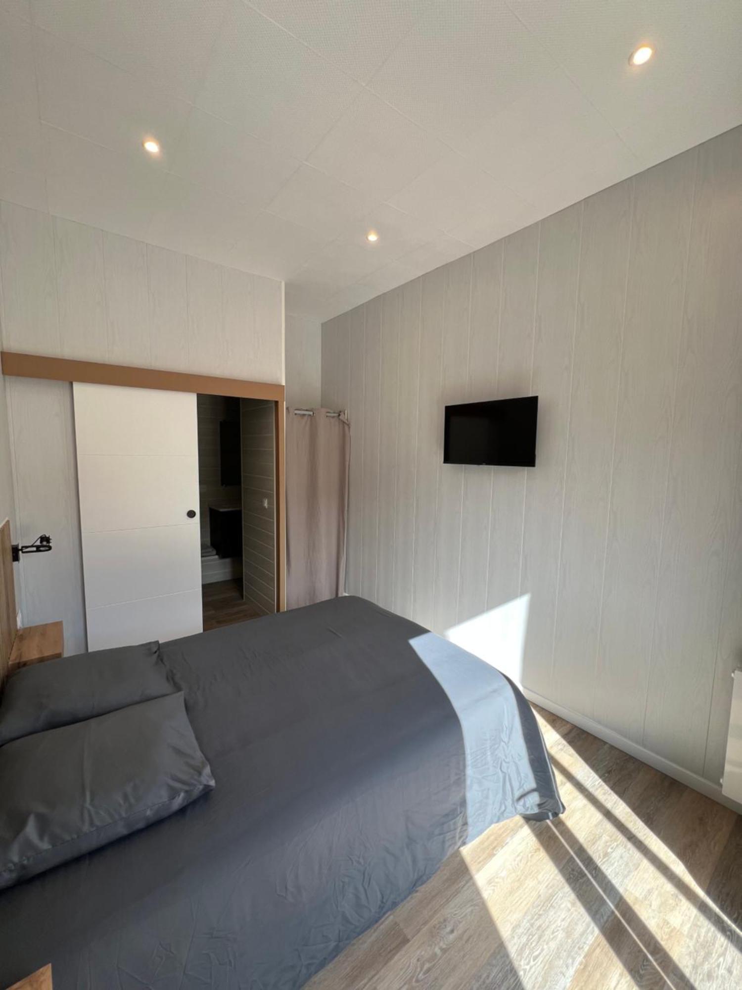 Complexe Les 4 Saisons Hotel Oust Bilik gambar