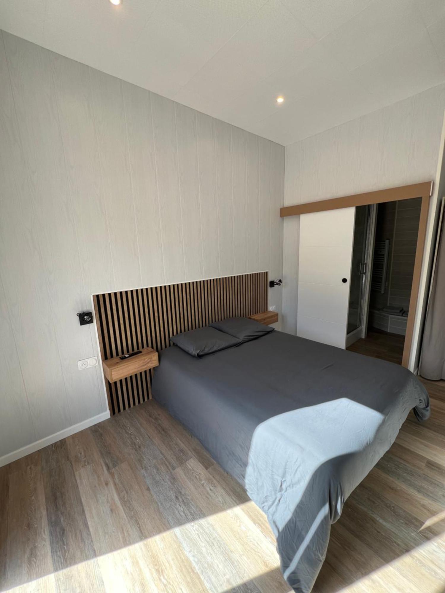 Complexe Les 4 Saisons Hotel Oust Bilik gambar