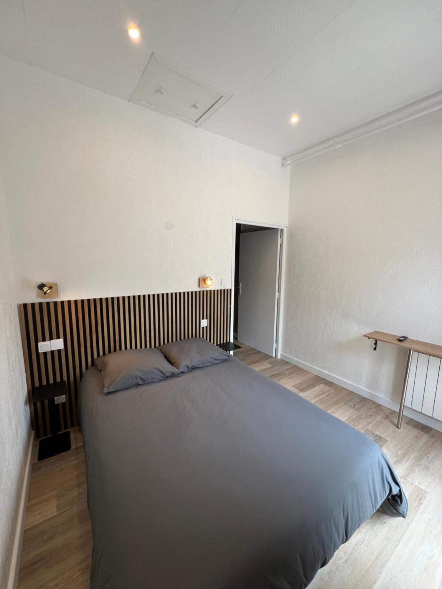 Complexe Les 4 Saisons Hotel Oust Luaran gambar
