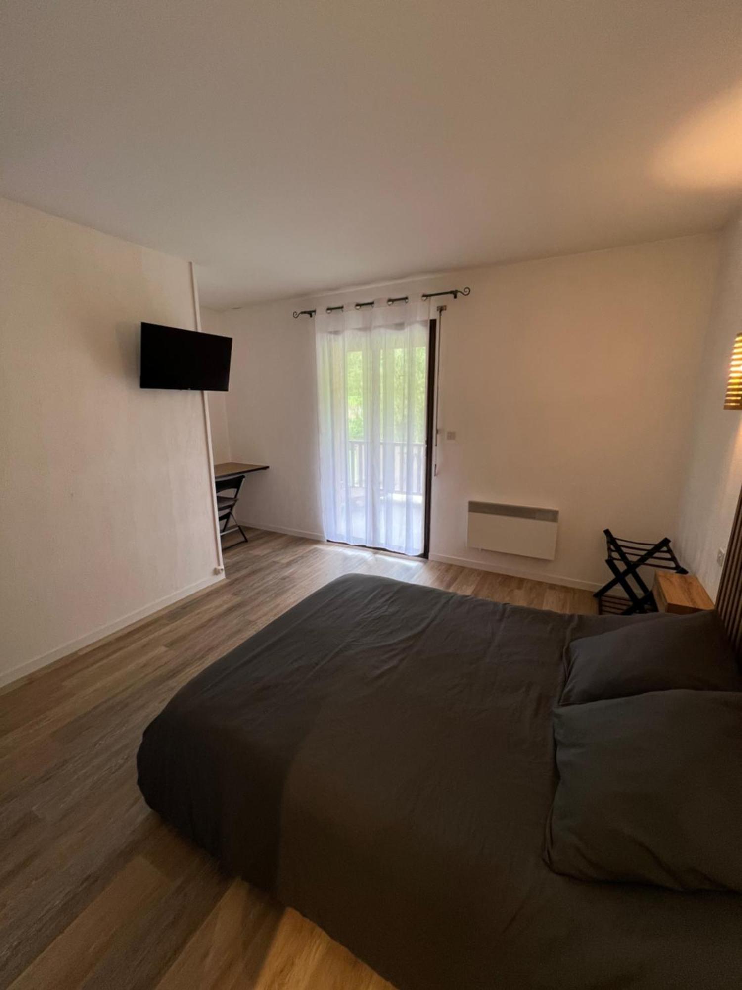 Complexe Les 4 Saisons Hotel Oust Luaran gambar