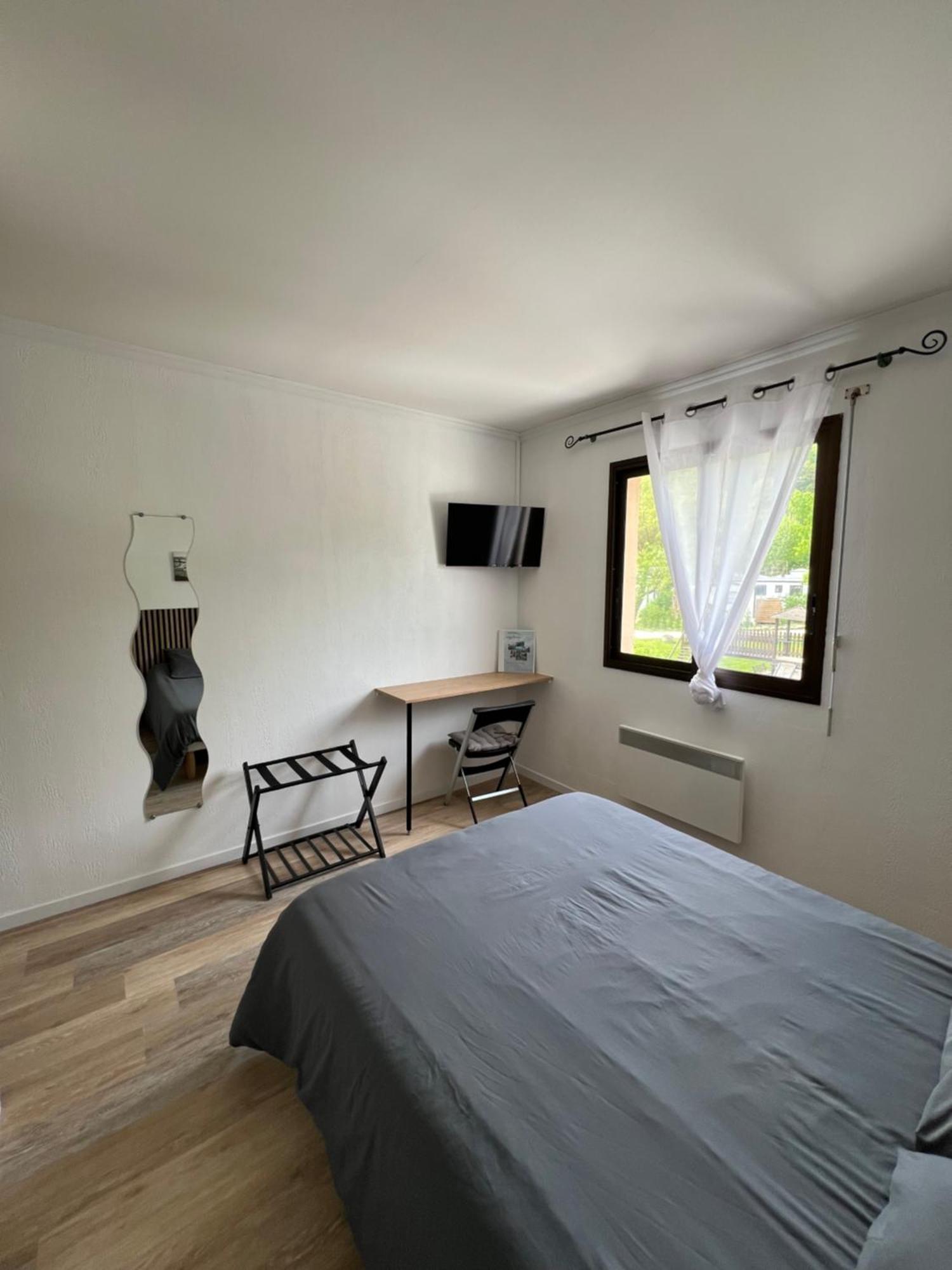 Complexe Les 4 Saisons Hotel Oust Luaran gambar